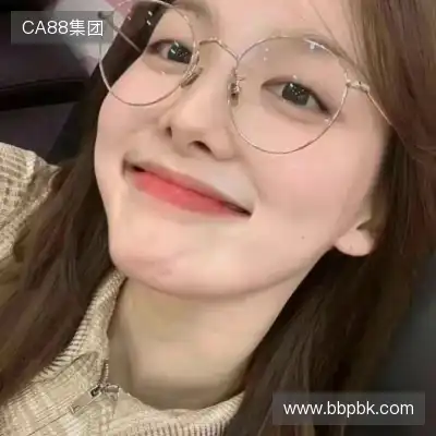 龙含雅